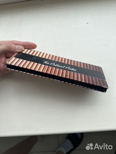 Палитра теней too faced all about nudes