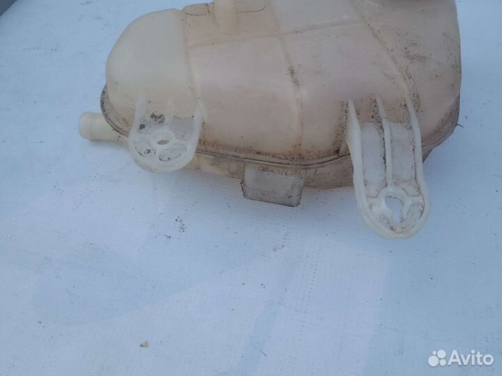 Расширительный бачок chevrolet aveo t 300