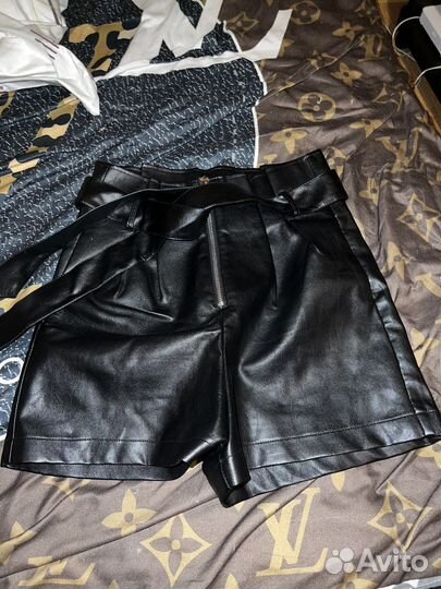 Шорты женские кожаные