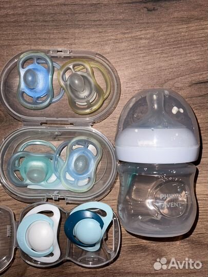 Бутылочка и соски avent и соски NUK