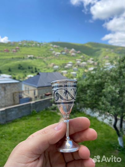 Серебряные стопки и рюмки