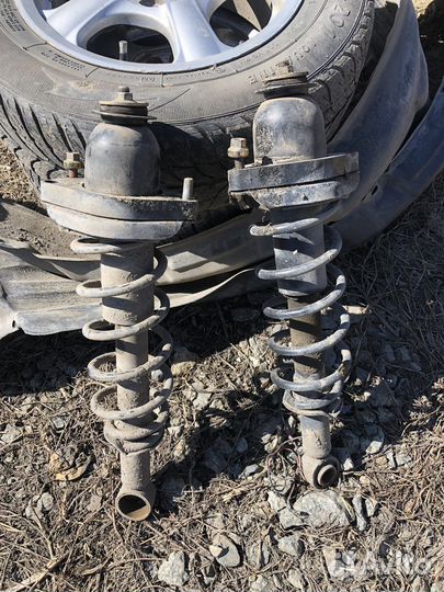 Стойки задние Toyota Corolla 120