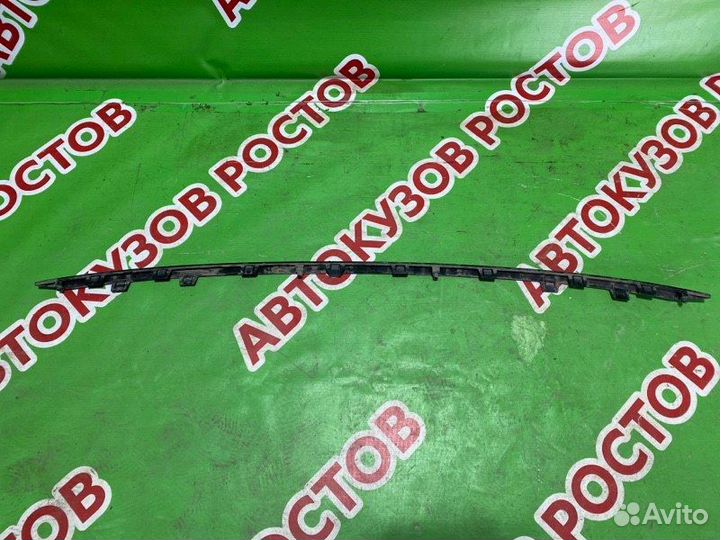 Молдинг заднего бампера центральный Kia Sportage 4