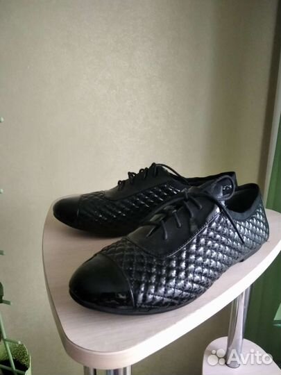 Полуботинки