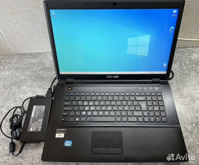 Ноутбук DNS W170ER