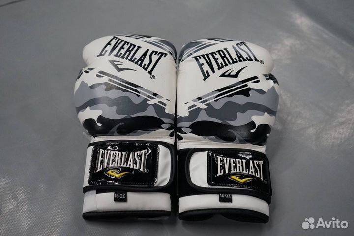 Боксерские перчатки 12 oz everlast