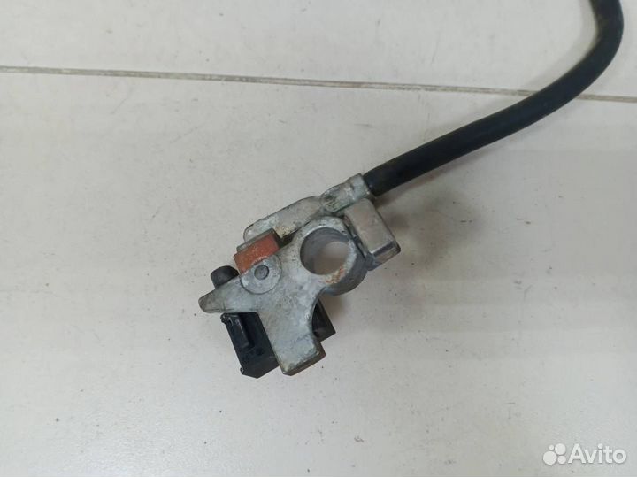 Клемма аккумулятора - Ford Kuga CBS 2012