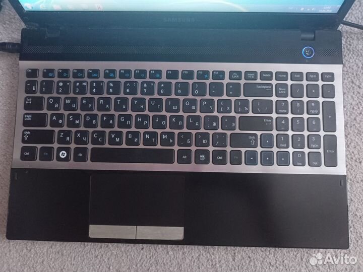 Samsung np305v5a