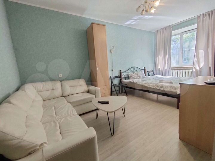 2-к. квартира, 52 м², 1/5 эт.