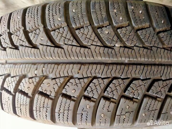 Matador MP 30 Sibir Ice 2 225/60 R17 90