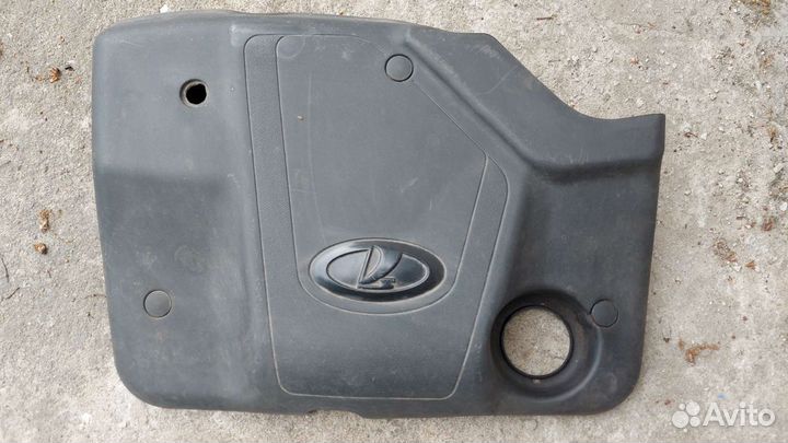 Крышка двигателя Лада Калина