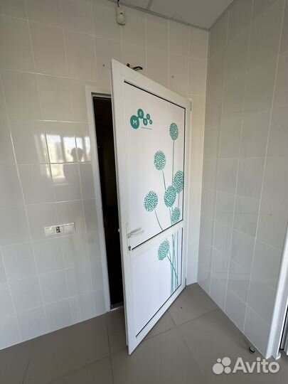 Дверь пластиковая пвх входная бу