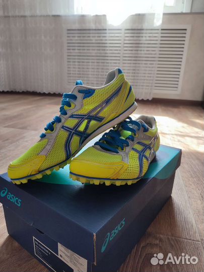 Шиповки беговые asics