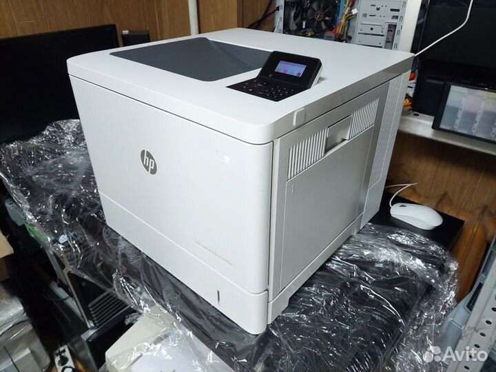 Цветной лазерный принтер HP (как новый)