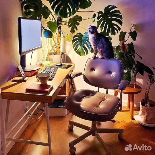 Офисное кресло IKEA натуральная кожа