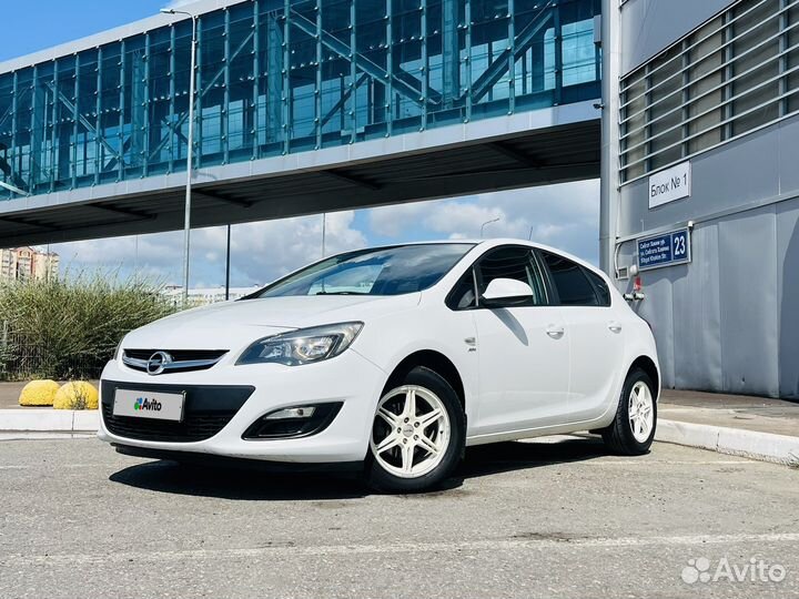 Opel Astra 1.6 МТ, 2014, 144 000 км