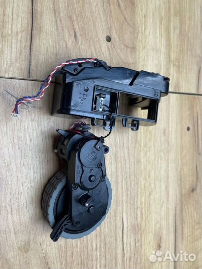Двигатель колесо для Ecovast Deebot Ozmo 900