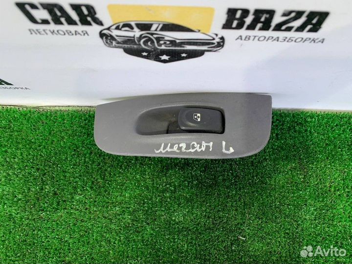 Блок управления стеклоподъемниками Renault Megane