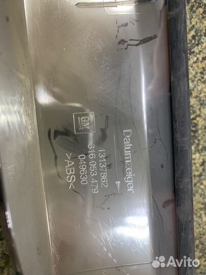 13137862 GM Накладка двери багажника opel zafira B