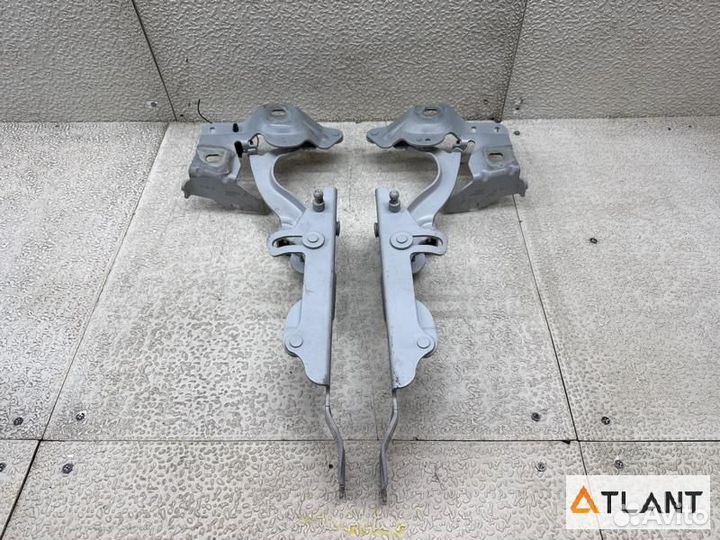 Петля капота BMW 2-series active tourer