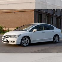 Honda Civic 1.8 AT, 2011, 207 000 км, с пробегом, цена 840 000 руб.