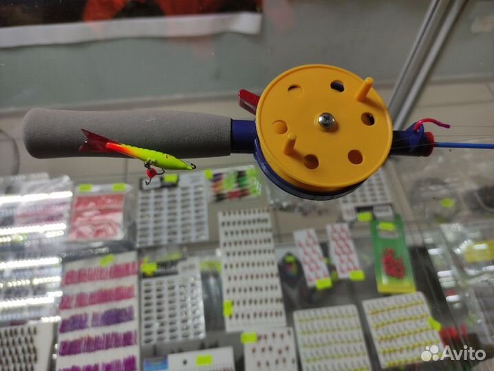 Удочка зимняя оснащенная