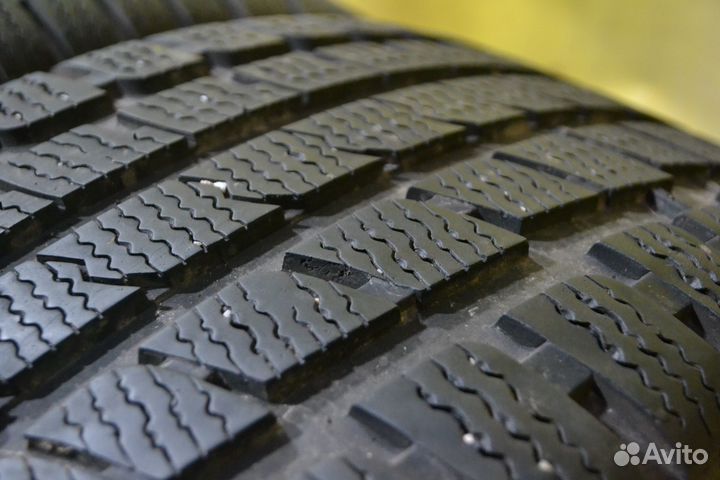 Kumho WinterCraft KW27 225/45 R17