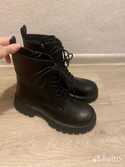 Ботинки женские