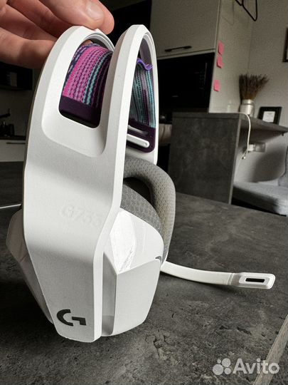 Игровые наушники logitech g733