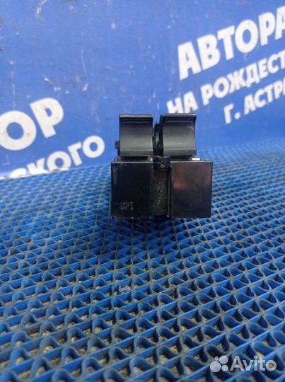 Блок управления стеклоподъемниками Hyundai I40