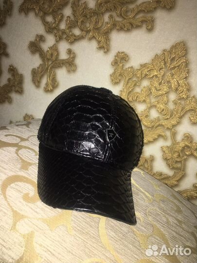 Кепка из питона