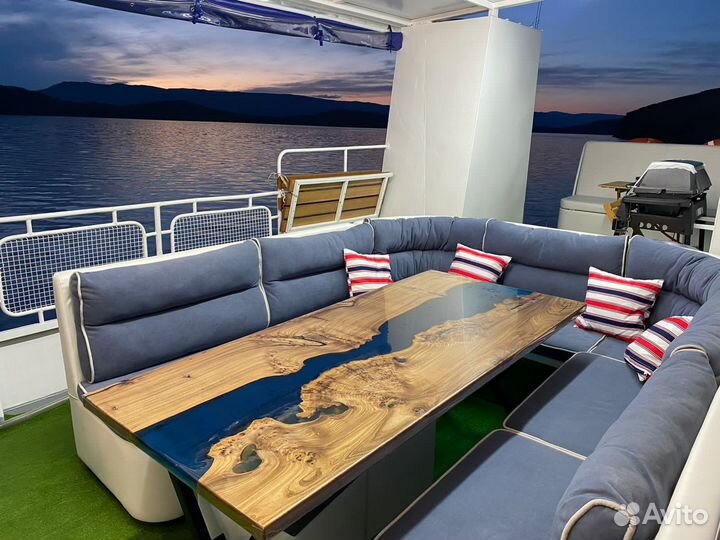 Бухта песчаная, Аренда теплохода на Байкале