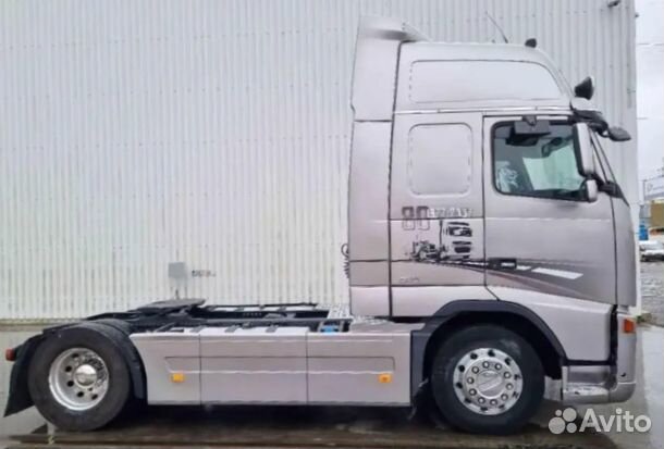 Pазбираем грузовик Volvo FH 2005-2008