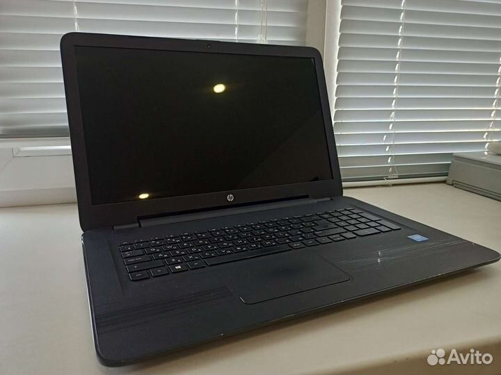 Ноутбук HP 17-x005ur