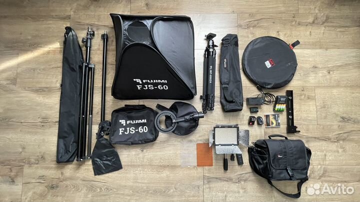 Софтбокс fujimi FJS-60, штатив, сумка, LED yn-300