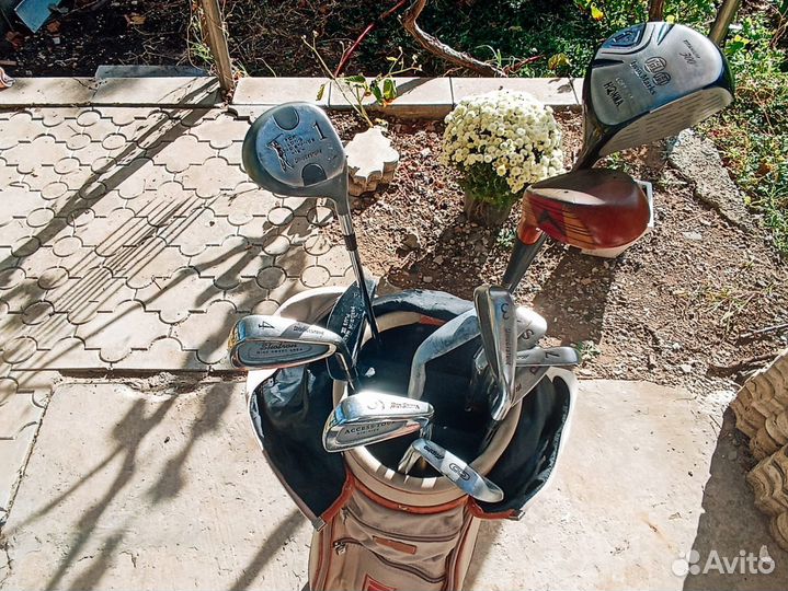 Клюшки для гольфа и бэг
