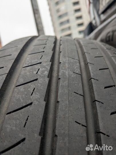 Yokohama BluEarth AE51 215/60 R16 99V