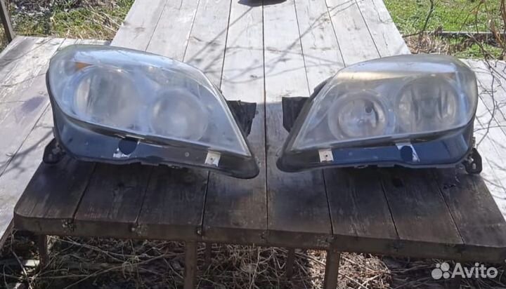 Передние фары на Opel Astra H