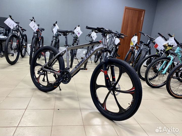 Велосипед на литых дисках