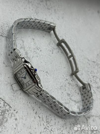 Женские часы Cartier