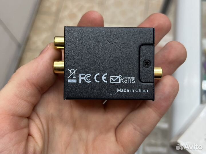 Конвертер из Toslink в RCA (оптика в тюльпаны)