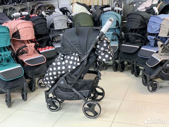 Прогулочная коляска 2023 года. Полный комплект