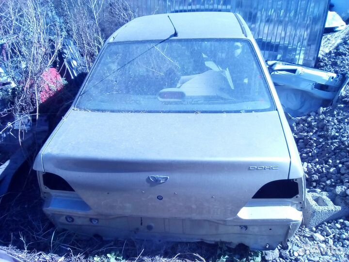 Стекло заднее Дэу Нексия