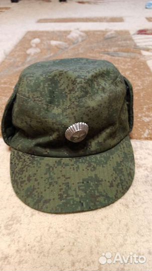 Кепка зимняя, пиксель