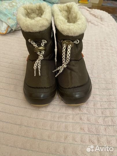 Ботночки для мальчика зимние размер 22-23