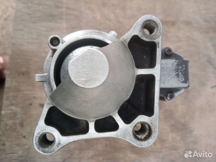 Стартер на рено меган 2 дв 1.6