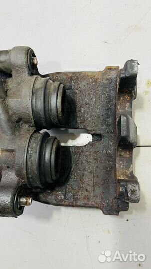 Суппорт передний левый Mercedes W211 E