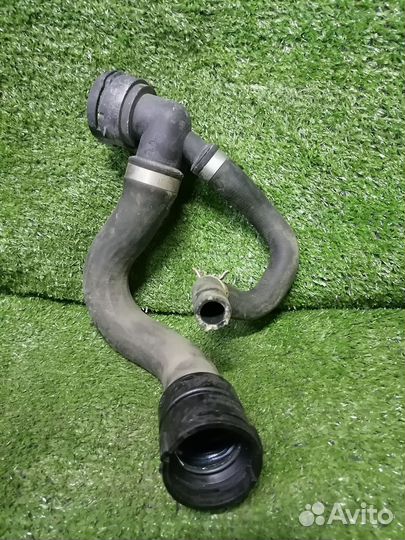 Патрубок охлаждения (радиатора) 6G918286PDнижний V