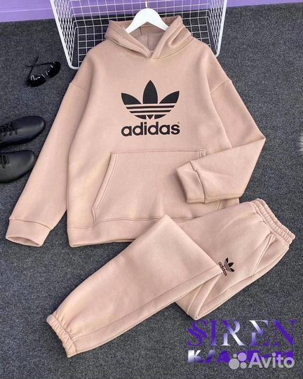 Костюм спортивный женский