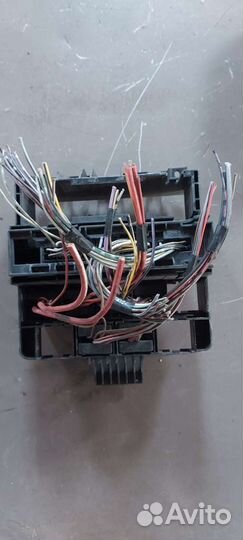 Блок реле на Mercedes W140